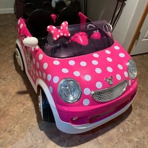 NEW Minnie Mouse Electric Car $175